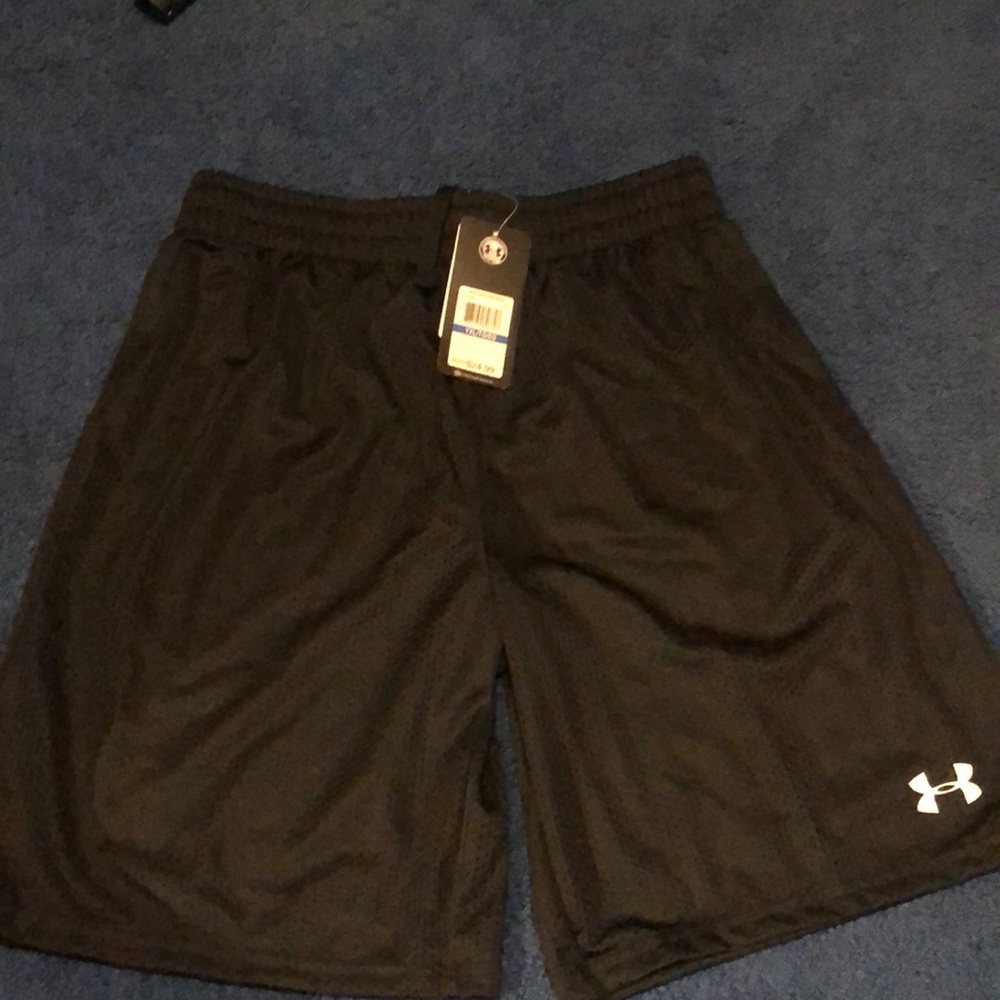 Loose Short for young